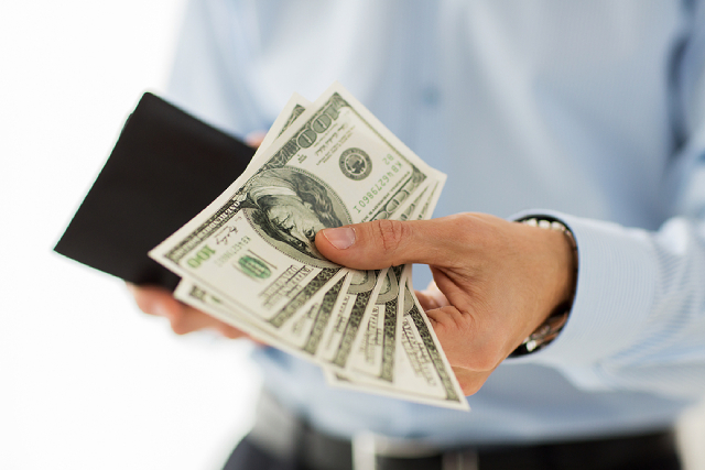 Do You Need A Free Or Paid Web Hosting Service? Let's Compare